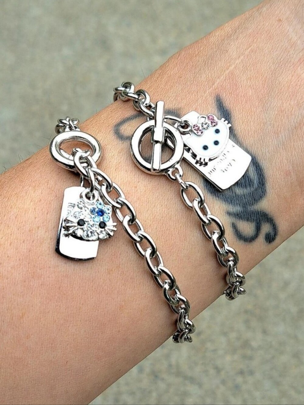 Set of 2 Y2K Hello Kitty Charm Bracelets